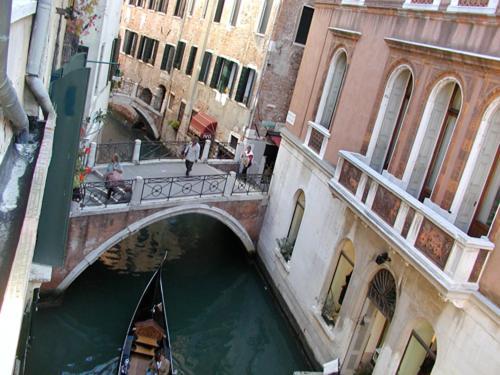 Ca Satriano Apartment Venice Room photo